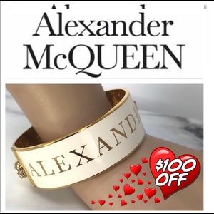 Authentic Alexander McQueen 3D Skull Bracelet (M)